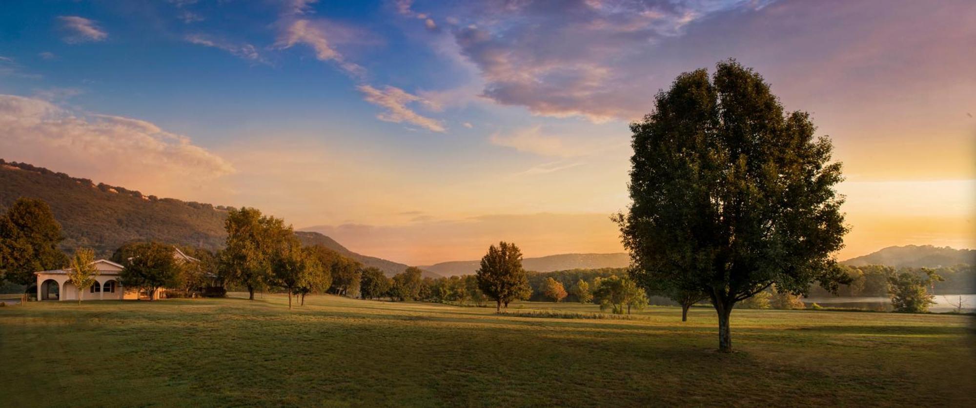 Elder Mountain Room At Tennessee Riverplace Chattanooga Exterior foto